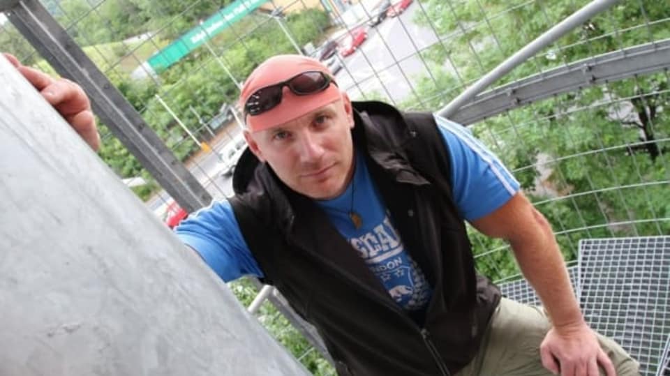 Karel je velmi plachý. Dokáže ve studiu překonat trému?